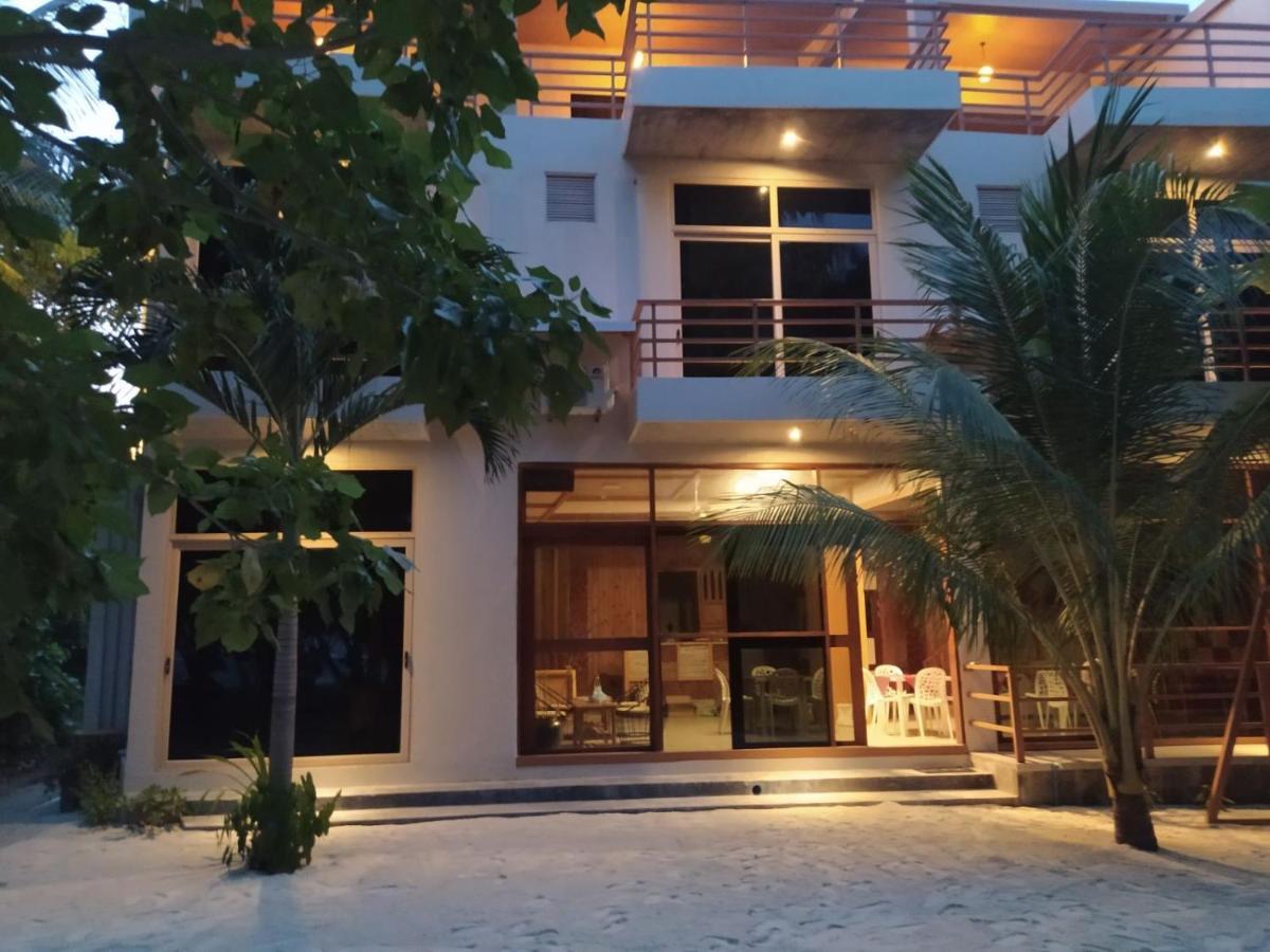 Finolhu Beach Guest House Felidhoo Esterno foto