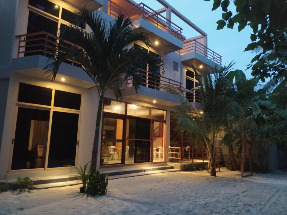 Finolhu Beach Guest House Felidhoo Esterno foto